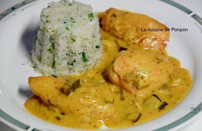 Filet de poulet à la sauce moutarde et champignons