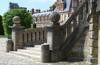 Château de Fontainebleau, l'escalier central