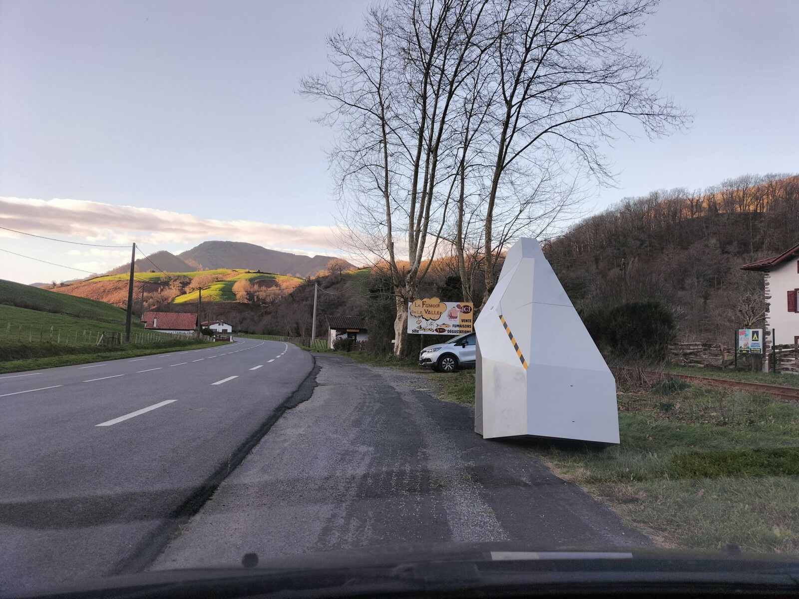 Bidarray, radar renversé.. (64)