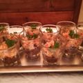 Verrines de tartare de saumon sur lit de lentilles