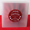 Troc : box moule à charlotte + livre