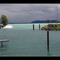 lumière sur lac de Neuchâtel