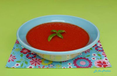 Soupe aux poivrons rouges, façon gaspacho