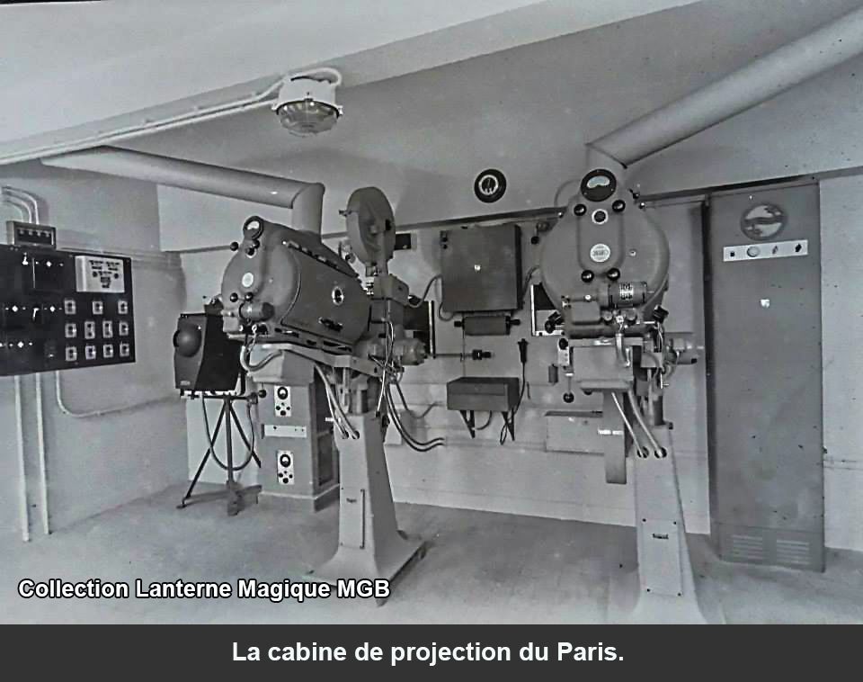 La cabine de projection n’est pas oubliée, elle est dotée d’un matériel des plus récent et perfectionné. Les projecteurs sont des Philips de luxe FP7 fonctionnant avec lecteurs magnétiques. 