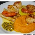 SAINT-JACQUES SNACKEES, VINAIGRETTE PASSION ET PUREE DE PATATE DOUCE