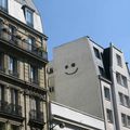 Paris sourit en graffiti