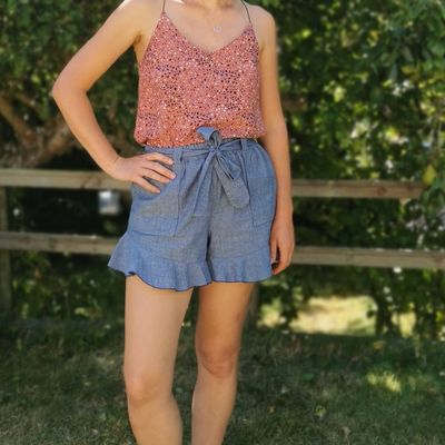 Clara: short Bibiche et Top Leila