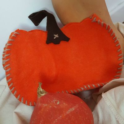 Sac Citrouille en feutrine pour Halloween !   ^-.-^