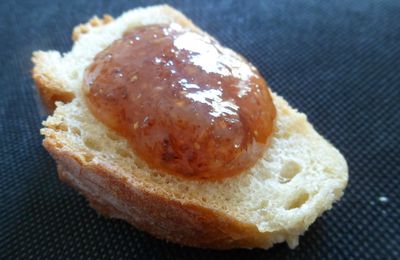 Confiture de figues à la noisette