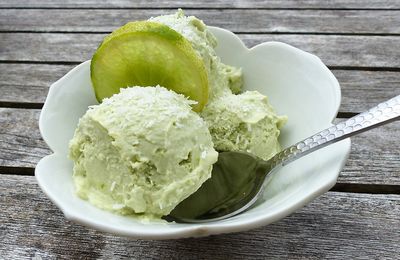 Glace avocat, citron vert et crème de coco (sans sorbetière)