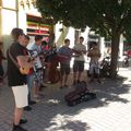 musique des balkans dans les rues de Mohacz