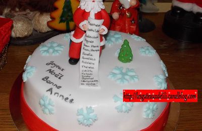 Noël 2012 - n°19 - Le Père Noël et sa liste de cadeau - dernier gâteau de Noël !!!