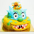 Gâteau d'anniversaire monstre gentil