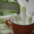Bâtonnets de chou rave et son dip de soja lactofermenté