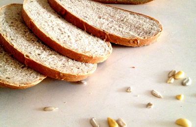 Pain de mie complet aux graines