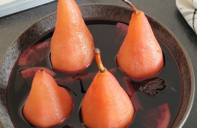 ...Poires et pruneaux façon vin chaud, un régal, facile et rapide... (Cathytutu, Bocuse)