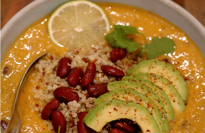 VELOUTE DE POTIRON, HARICOTS ROUGES, QUINOA, LAIT DE COCO, EPICES