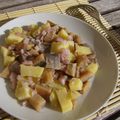 Salade de harengs fumés aux pommes de terre et oignons rouges