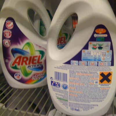 Lessive irritante Ariel Color & Style : encore ? et pourquoi ?