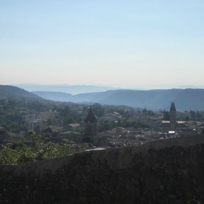 Ardèche : balade à Privas & Le petit Tournon / randonnée au départ de la ferme