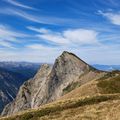 La Dent d'Orlu 2222 m depuis Orlu (bois et cabane de Seys)