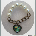 Bracelet Perles Nacrées Coeur Motif Paon Mailles Couleur Bronze Elastique