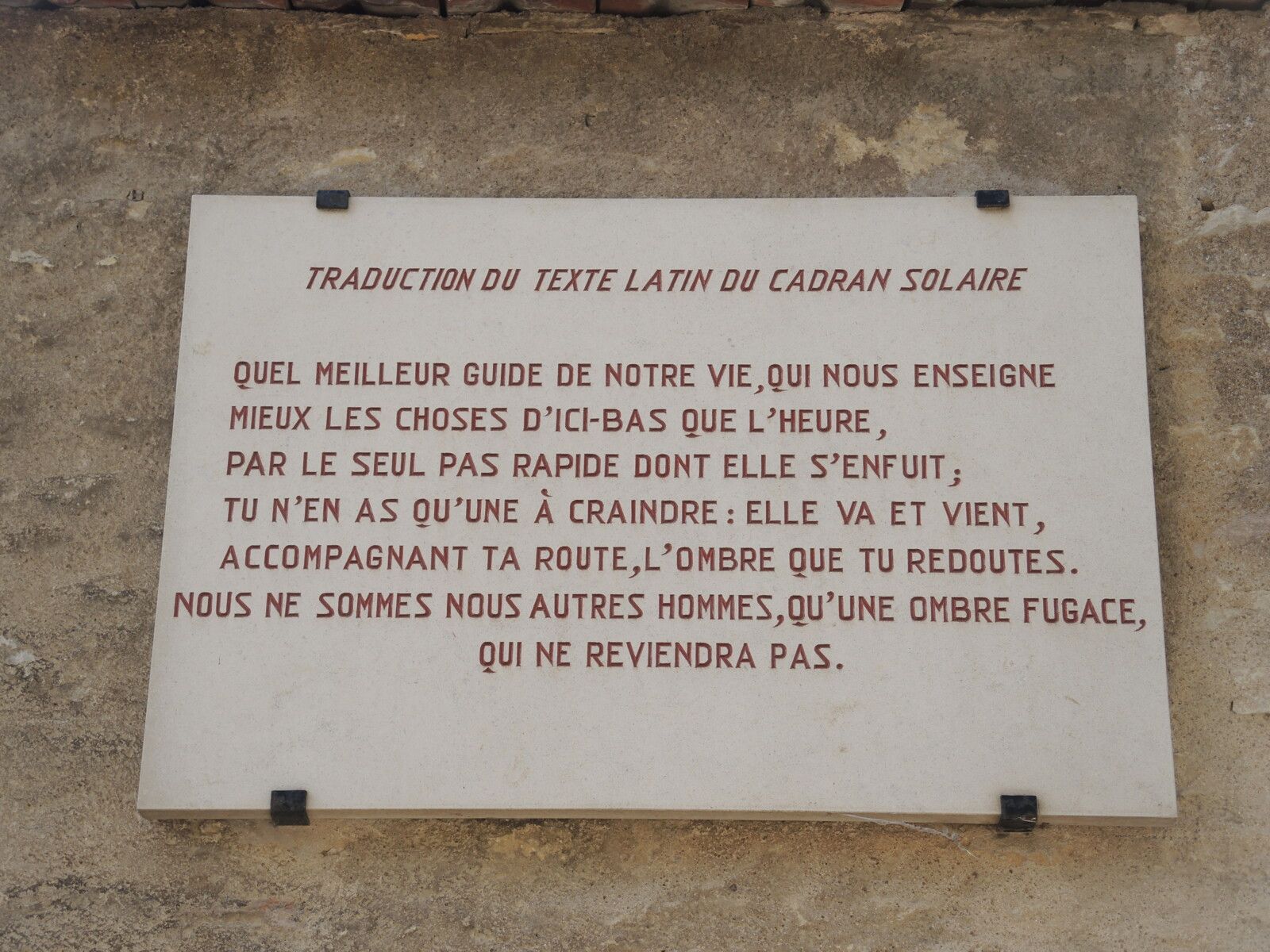 Noyers-sur-Serein, cadran solaire, texte (89)