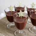...Crèmes gourmandes au chocolat et à la crème de marron... (Nigella Christmas)