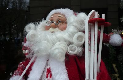 PAPA NOEL REFLECHIT...
