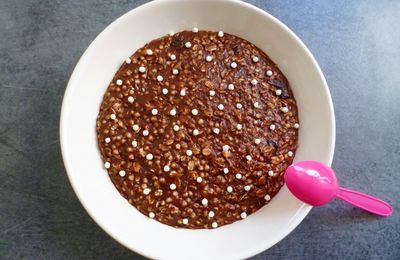 bowl cake chocolaté au muesli et aux crispies de riz (hyperprotéiné, végétarien, diététique, sans beurre-sucre, riche en fibres)