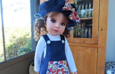 Lilou en velours bleu marine