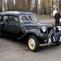 La Citroen traction 11 familiale (Retrorencard janvier 2010)