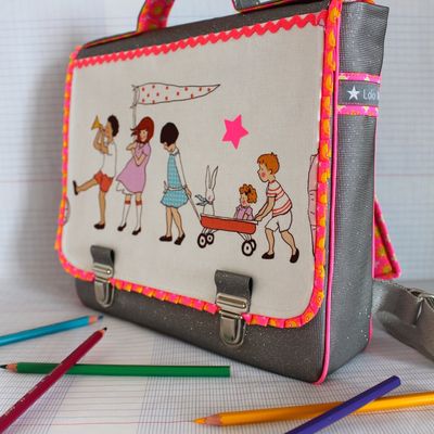 Pour les 3 ans de ma nièce Emmie...Son premier cartable!
