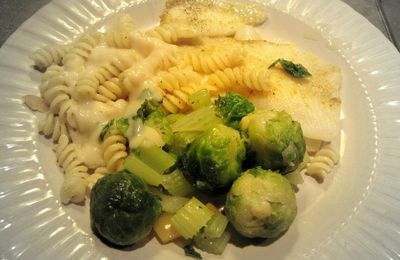 Maman qu'est qu'on mange ce soir? Filet de sole au cari et pâtes nappées de sauce au beurre