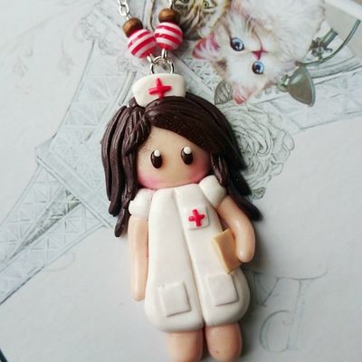 Petite infirmière en pâte polymère FIMO