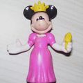 Figurine Minnie en robe de princesse rose.