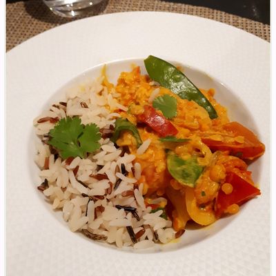 Dahl de lentilles corail au lait de coco & curry