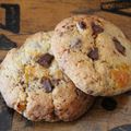 Mes cookies aux abricots secs et chocolat Côte d'Or.