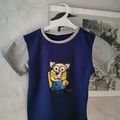 Un tee-shirt minion pour enfant mignon de chez SUPER_BISON!