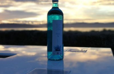 Vin "naturellement" bleu venu d'Espagne : un problème de chimie... et d'oenologie !