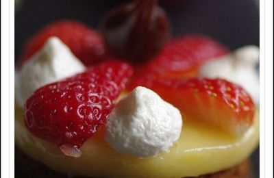 Tartelettes au citron et aux fraises... un peu particulières ! 