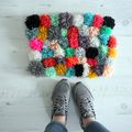 DIY: tapis pompons