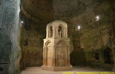  08/05/15 : L'église monolithe Saint Jean : Aubeterre sur Dronne # 2