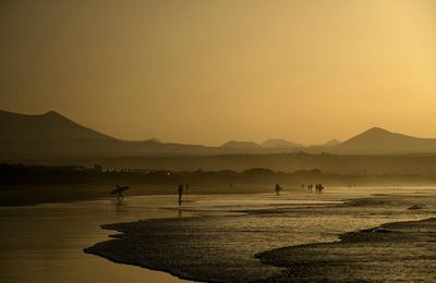 Et encore la Playa de Famara, à Lanzarote, une très belle lumière du soir