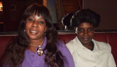 "Quand on se blanchit la peau, on devient accro au regard des autres"