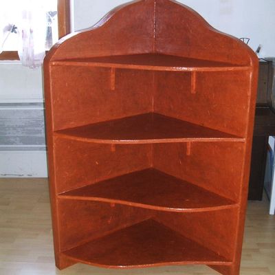 Etagère d'angle