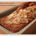 Cake aux abricots et aux amandes