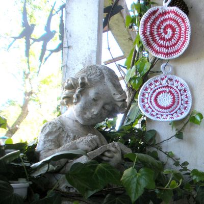 UNE COMMANDE POUR UNE CUISINE ROUGE