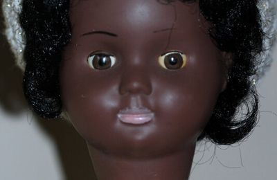 poupée noire