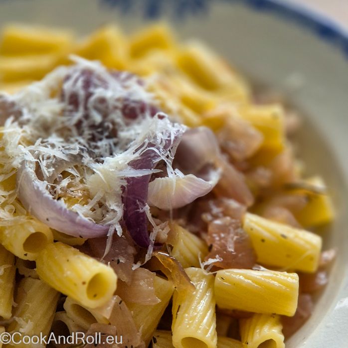 Tortiglioni aux oignons rouges cipolle rosso de Cavasso Nuovo